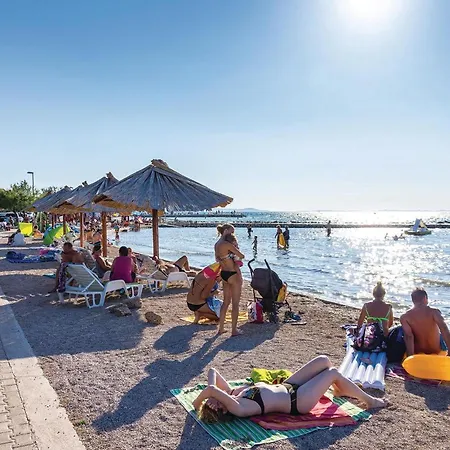 Maslenica Apartman *