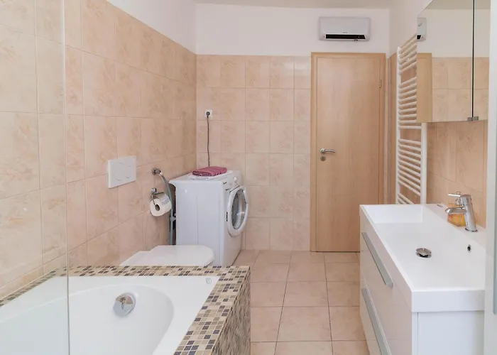 Maslenica Апартаменты