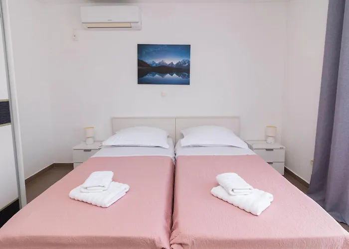 Maslenica Apartament *